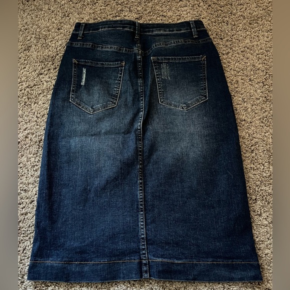 The Main Street Exchange Dark Blue Distressed Denim Midi Skirt Size 0 - Picture 3 of 3